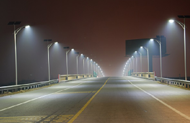 Intelligent Solar LED Street Lights